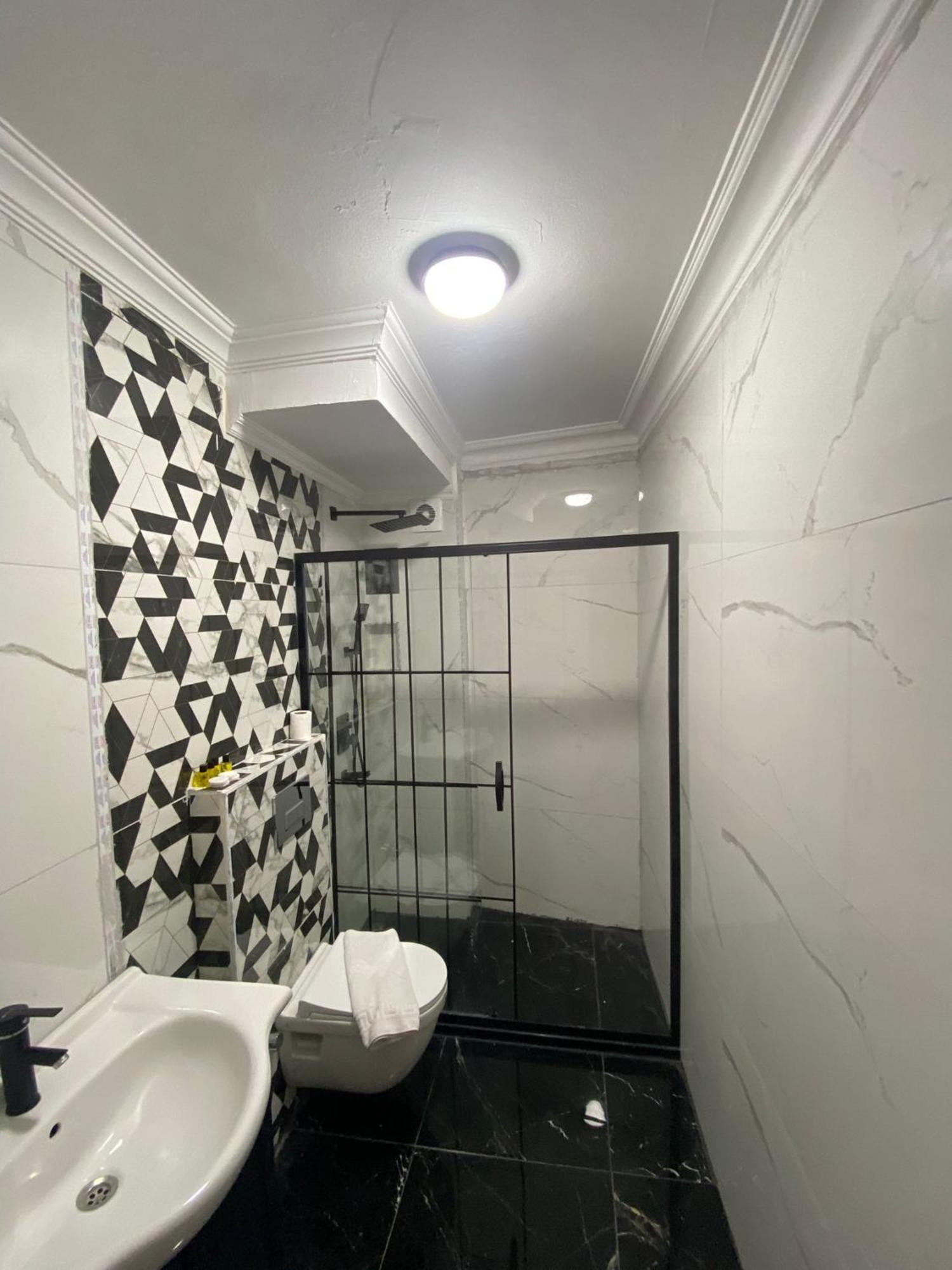 Ramo'S By Ramo Apartment Istanbul Bagian luar foto