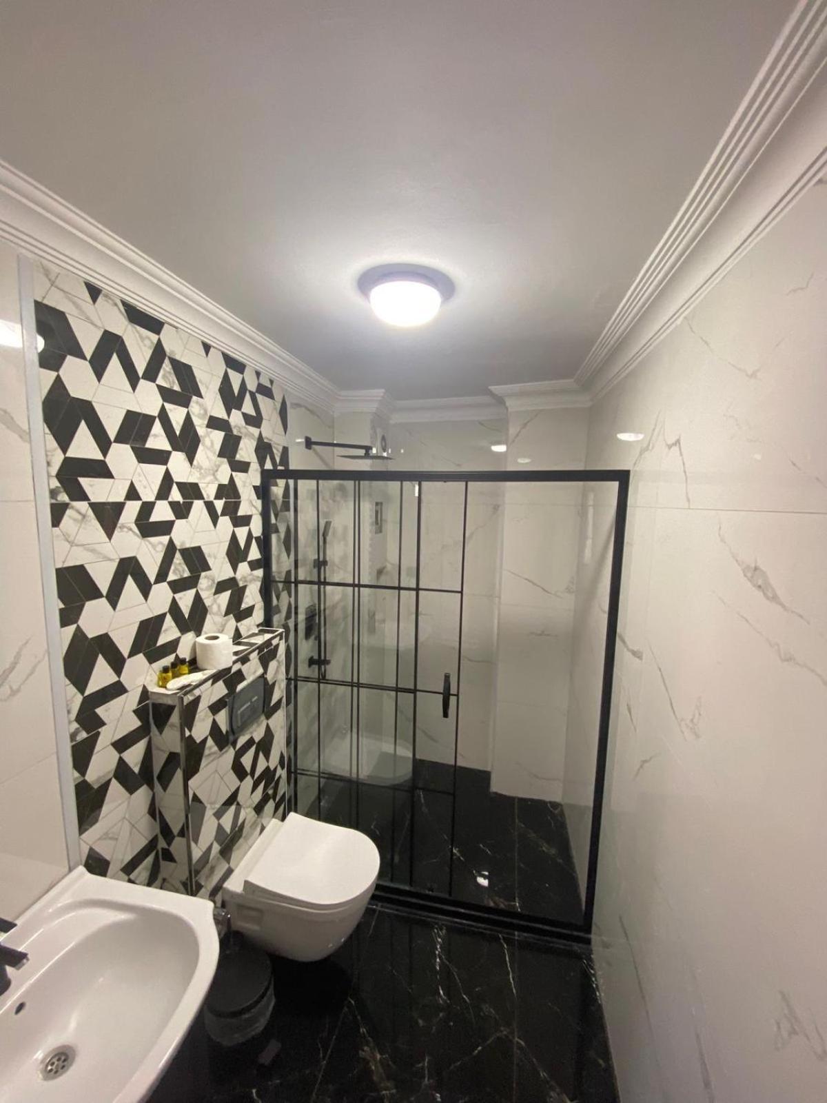 Ramo'S By Ramo Apartment Istanbul Bagian luar foto